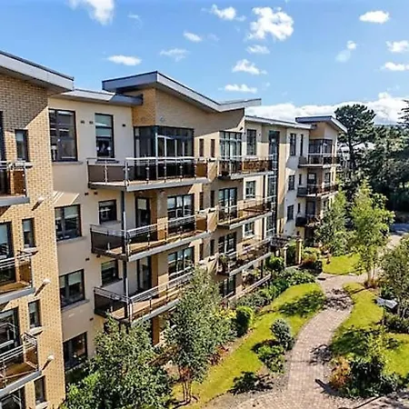 公寓 Sanyford Business Park, And On The Luas Green Line 莱奥帕兹敦